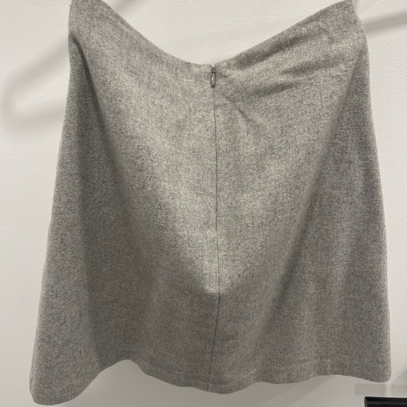 Super Cute Wool Grey Mini Skirt - Picture 3 of 9